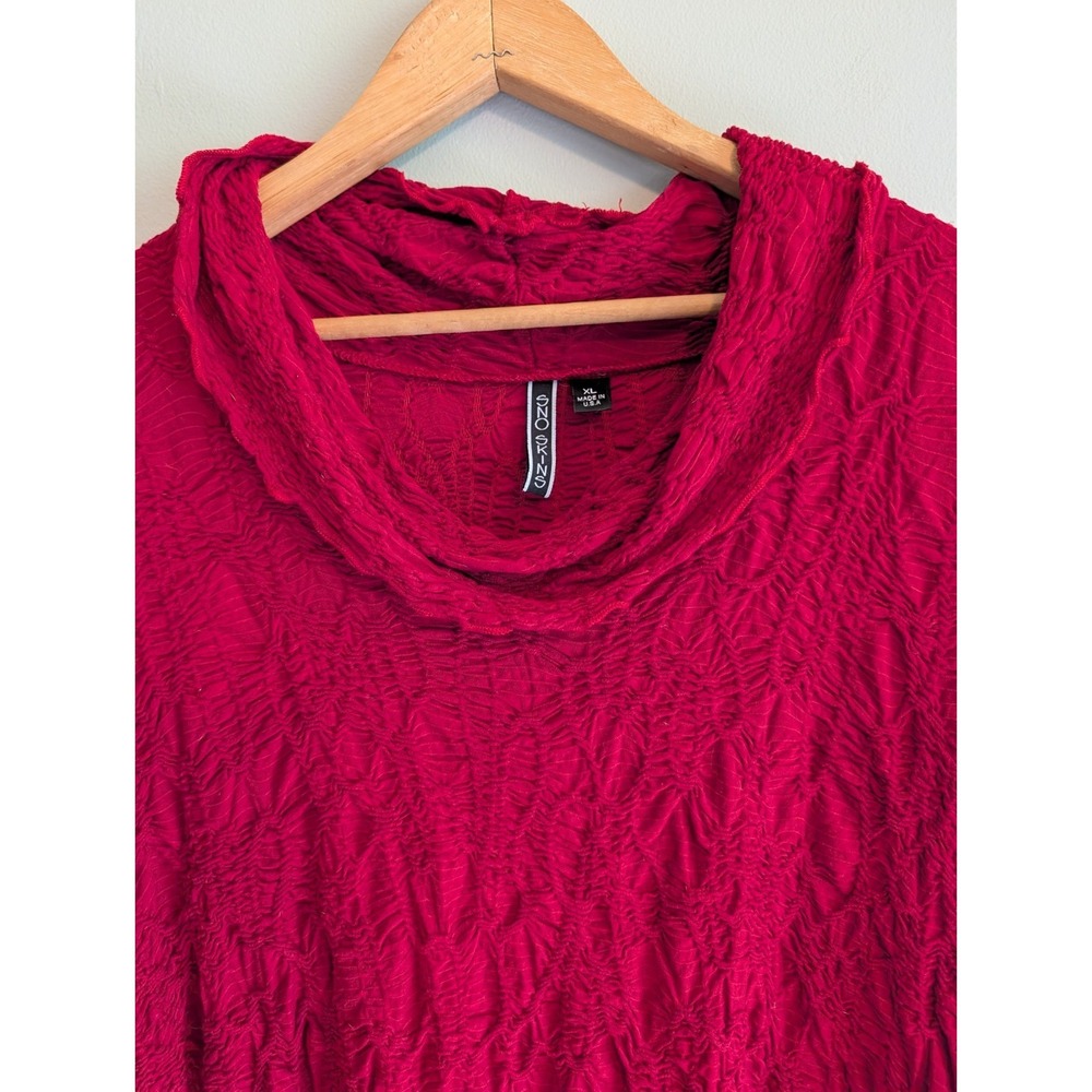 Sno Skins Top Cowl Raw Hem Stretch USA Ski Base Layer Artistic Crinkle Textured - Picture 4 of 16